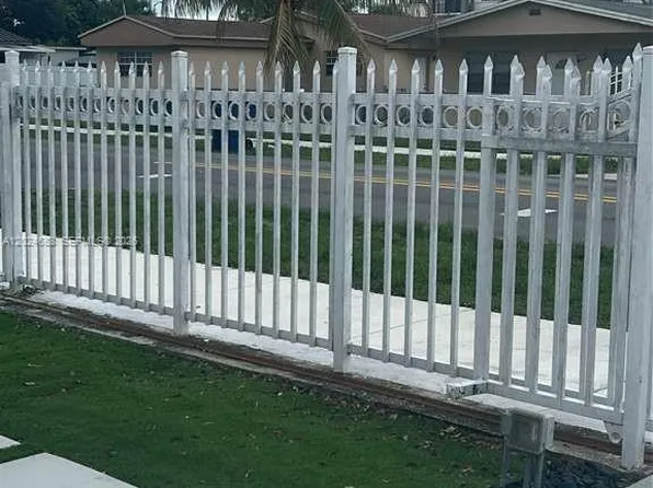 2335 NW 171st Ter #1, Miami Gardens, FL 33056