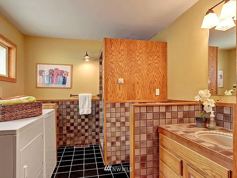 17901 Cove Ln — Photo 10