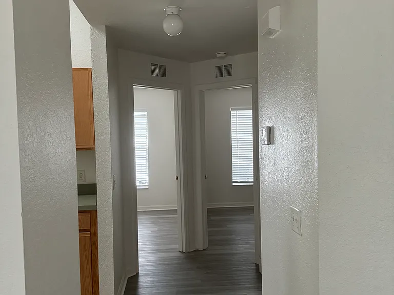 120 Eagle Point Blvd — Photo 5