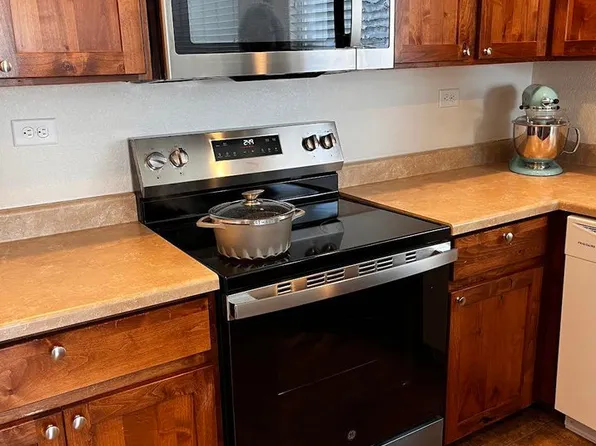 449 Kendalbrook Dr, Windsor, CO 80550