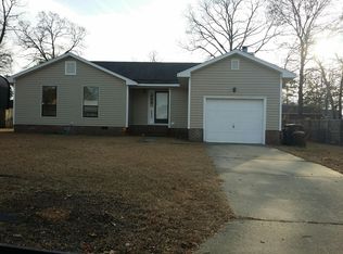 6952 Calamar Dr, Fayetteville, NC 28314