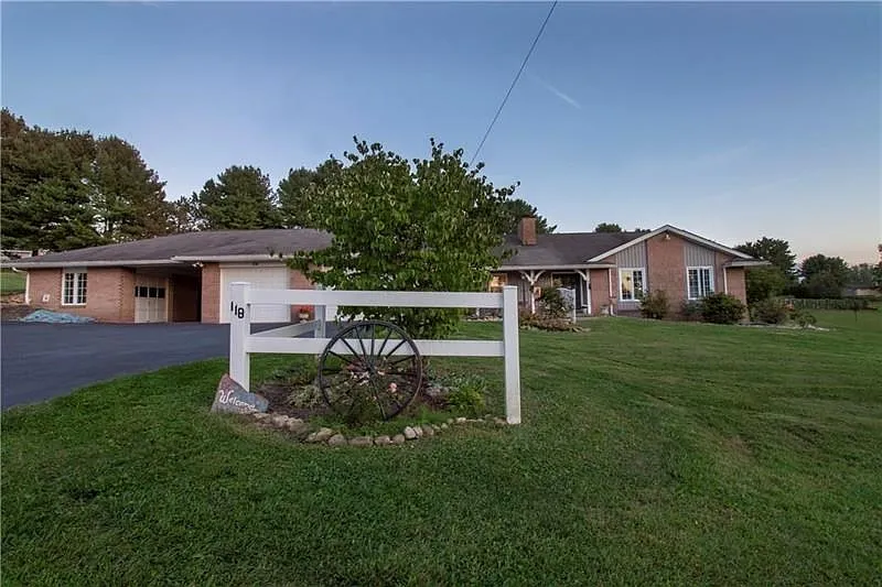 118 Friendship Ln photo 1