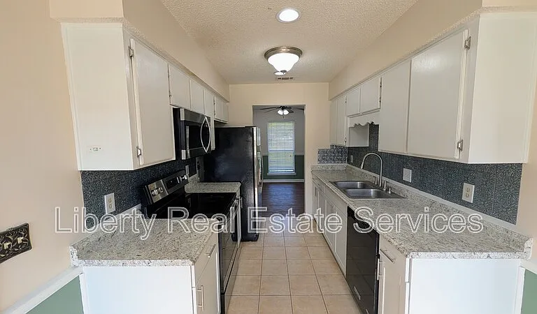 1801 Dunlevie Rd — Photo 10
