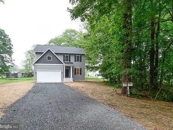 2nd image of 517 Shorewood Dr
