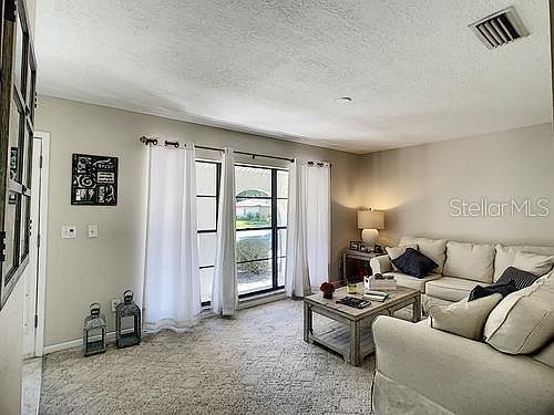 5th image of 23811 Lakehills Dr