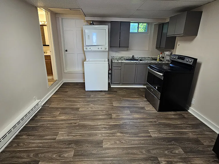 3 Essex St #7B — Photo 3