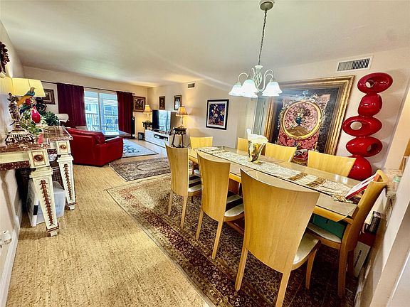 2nd image of 800 E Camino Real #416