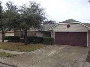 2305 Redbrook Dr, Arlington, TX 76014