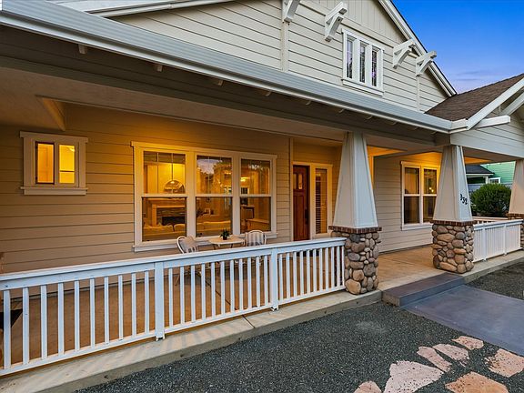 4th image of 932 Hansen Rd