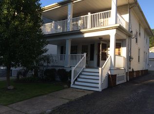 1631 Rosewood Ave, Lakewood, OH