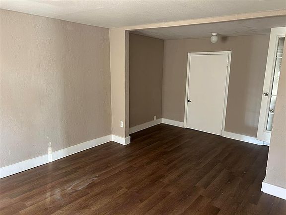 4th image of 1505 NE 29th St