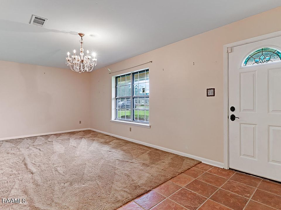 615 Chemin Metairie Rd, Youngsville, LA 70592 Zillow