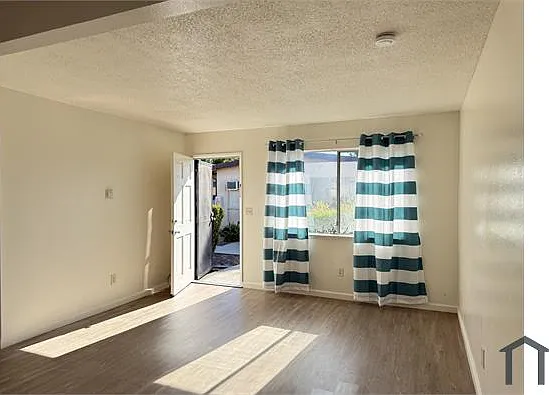 1 bed, 550 sqft, $1,095 — Photo 1