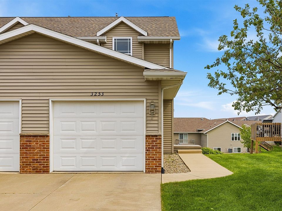 1st image of 3253 Prairie Bend Cir