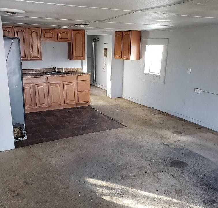 2nd image of 3440 S Dale Ct