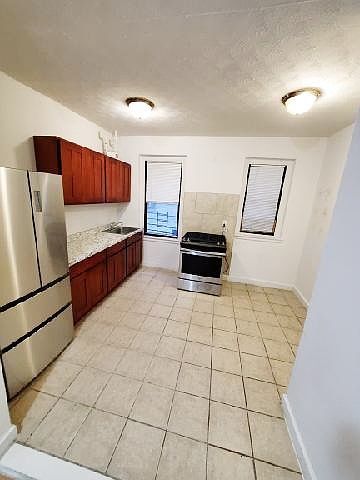 1st image of 21-28 35th St #3CC