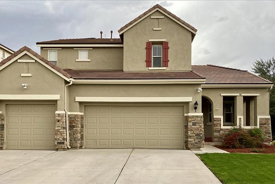 1st image of 2449 Hibernica Ln