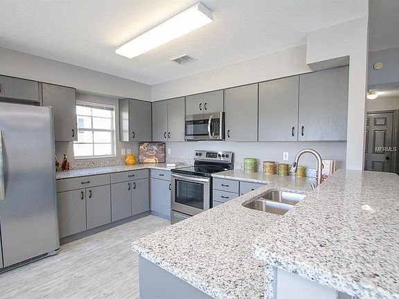 5th image of 11103 Moshie Ln