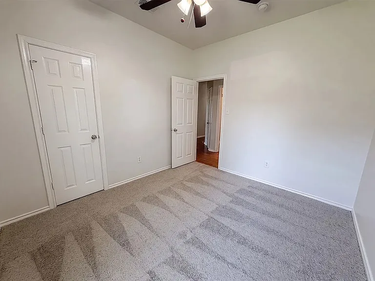 325 Cascade Dr — Photo 4