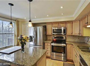 1564 Poplar Grove Dr, Reston, VA 20194