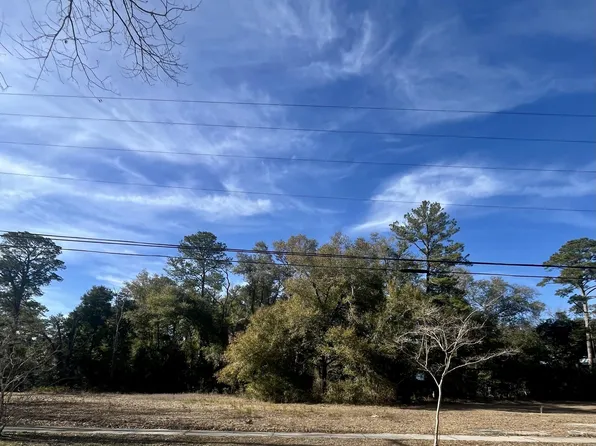 911 N Lemacks St, Walterboro, SC 29488