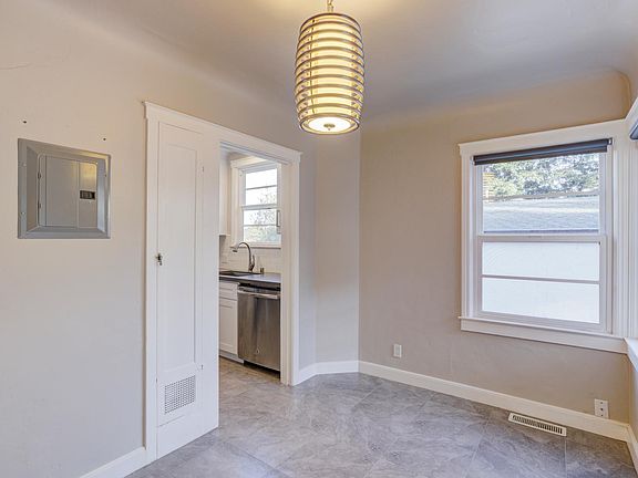 Living Room / Kitchen