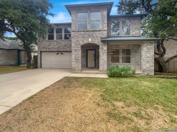 204 VICTORIA PT, Schertz, TX 78154
