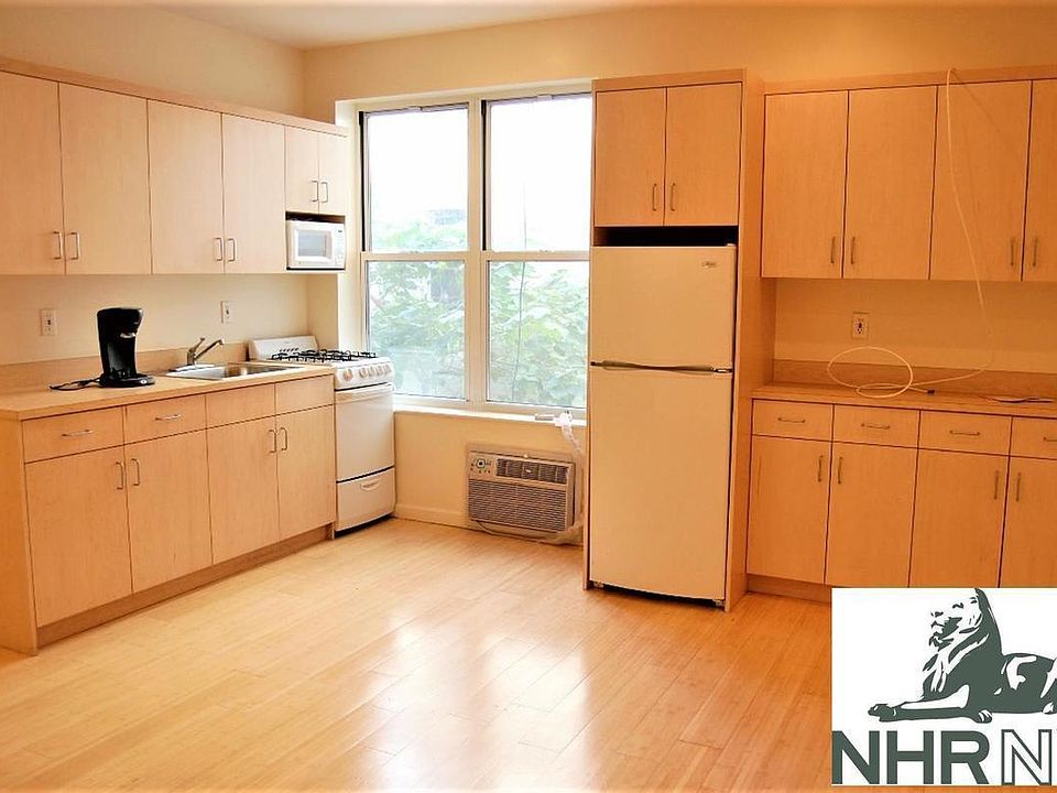 1st image of 247 Wadsworth Ave APT 3O
