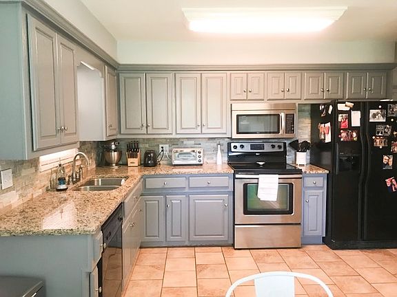 4th image of 1808 Kirby Dr