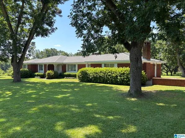 620 E Troy St, Brundidge, AL 36010