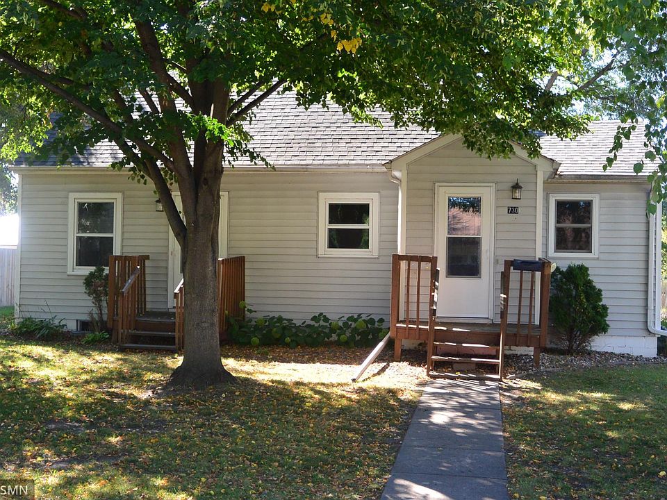 1st image of 730 17th St E