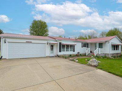 13301 Elms Rd, Birch Run, MI, 48415