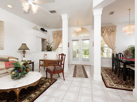 2nd image of 2482 Bradford Ct