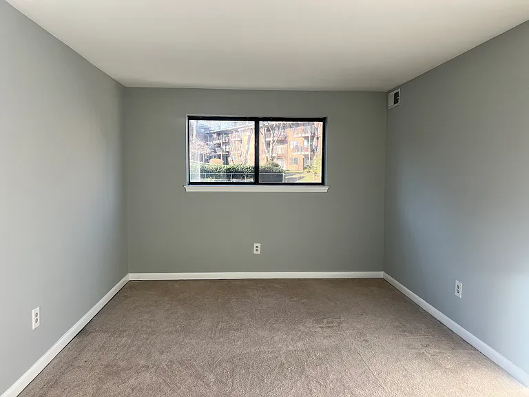 7368 Lee Hwy #104 — Photo 11