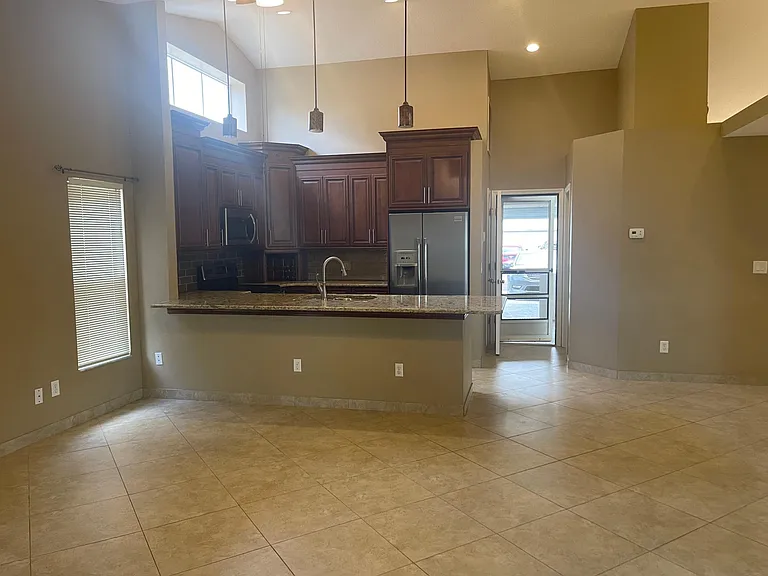 8919 Hannigan Ct — Photo 10