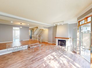 3437 42nd St NW #158, Calgary, AB T3A2M7