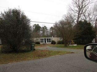 7792 Ark Rd, Gloucester, VA 23061