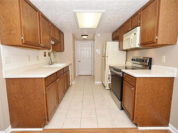 4th image of 8427 Chapel Pines Dr