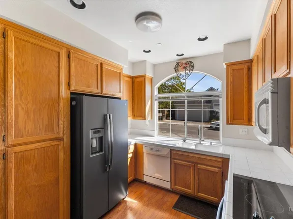 871 Ella Fitzgerald Court, Windsor, CA 95492