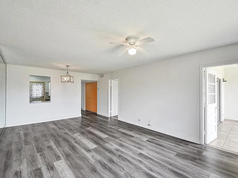 2430 NW 81st Ave #305 — Photo 43