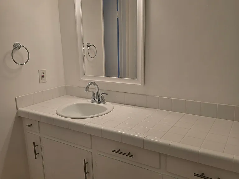 2624 Marathon St #4 — Photo 8