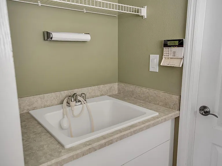 70 Cochise Ct — Photo 43