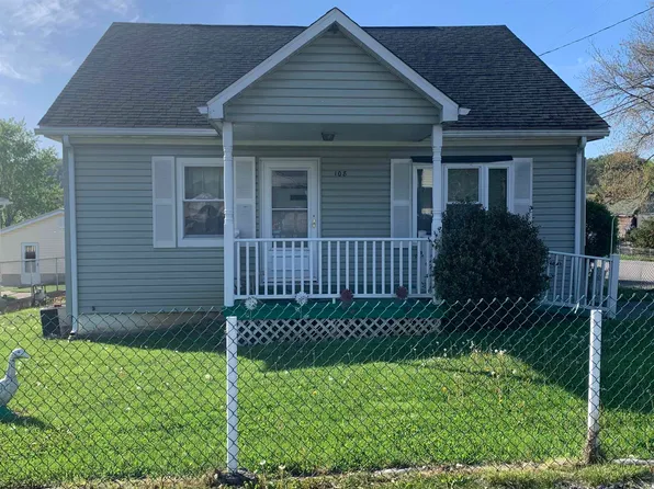 108 S 4th St, Spelter, WV 26438