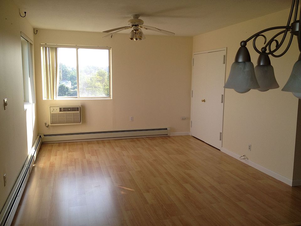 6 New Ln APT 8G, Staten Island, NY 10305 Zillow