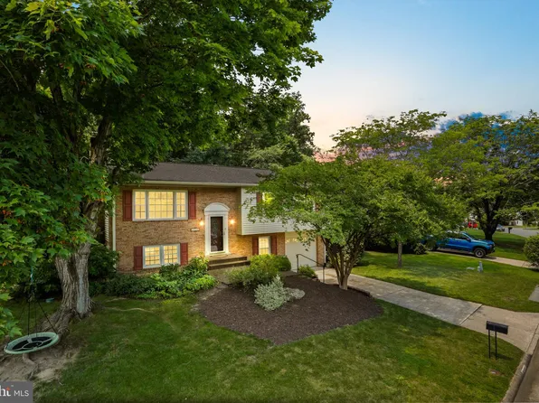 3217 Manitoba Dr, Woodbridge, VA 22192