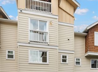 509 NE 71st St APT B, Seattle, WA 98115