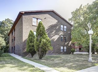 704 W Elm St, Urbana, IL 61801