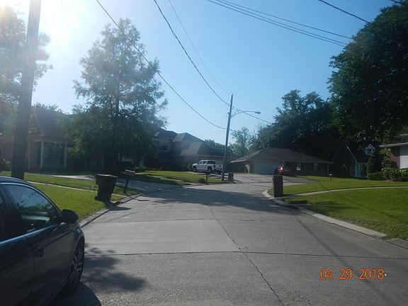 5th image of 117 Dickson Dr