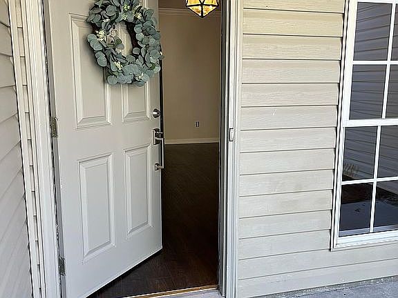 433 Midridge Lane