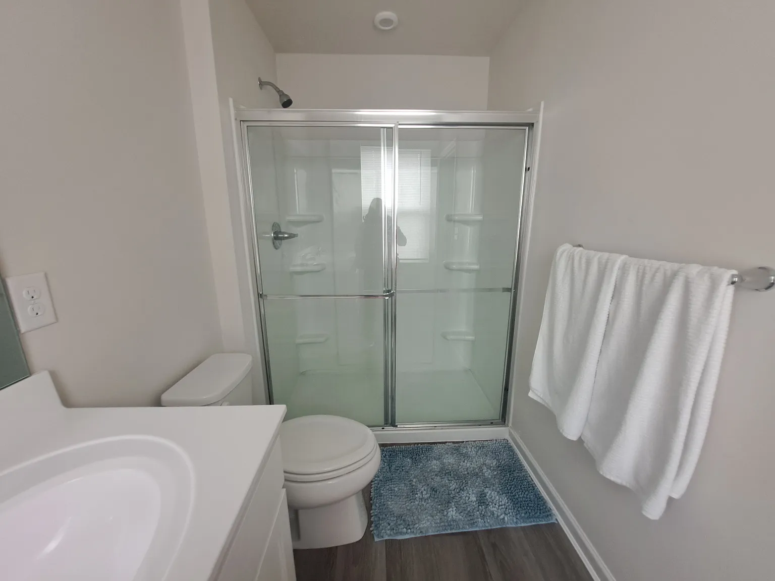4 bed, 2.5 bath, 1900 sqft, $2,750 — Photo 3